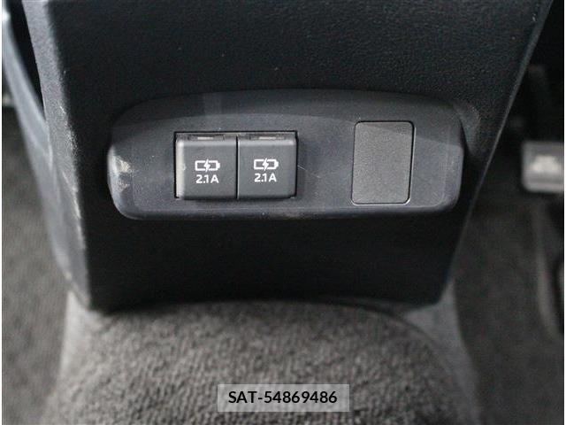 Toyota SIENTA 2020-07 7880120-19