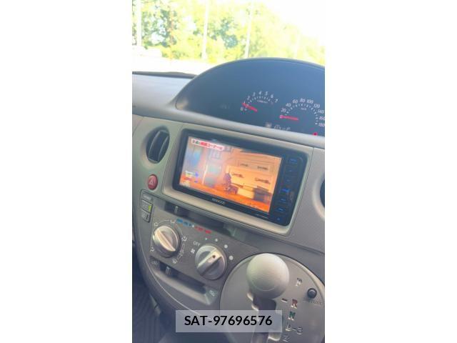 Toyota SIENTA 2010-02 7880121-13