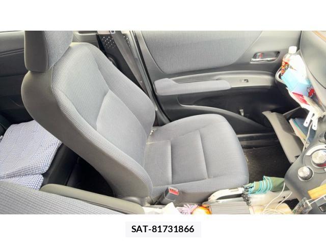 Toyota SIENTA 2018-01 7880119-13