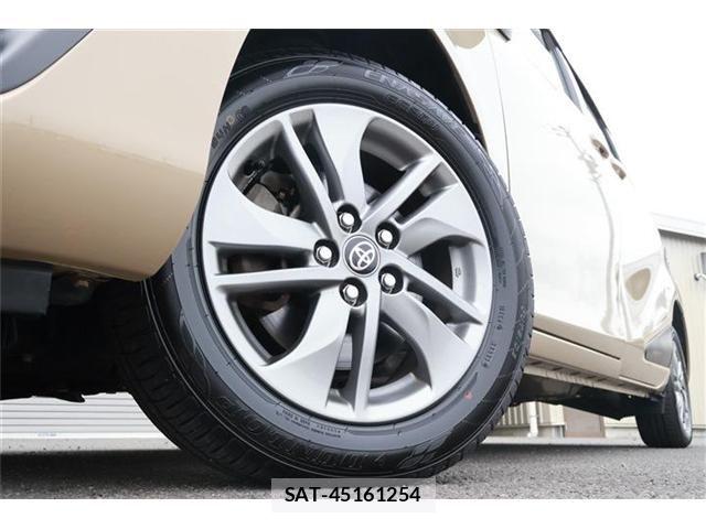 Toyota SIENTA 2021-08 7981375-14