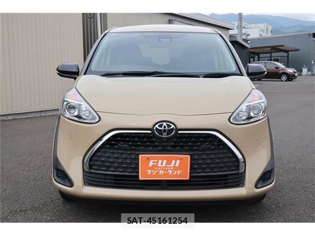 Toyota SIENTA 2021-08 7981375-15