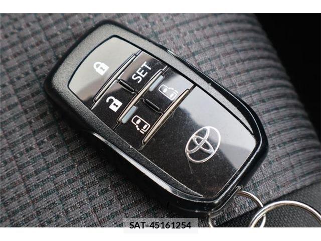 Toyota SIENTA 2021-08 7981375-22