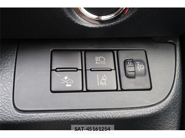 Toyota SIENTA 2021-08 7981375-4
