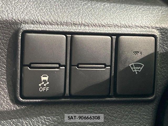 Toyota SIENTA 2019-07 8075970-6
