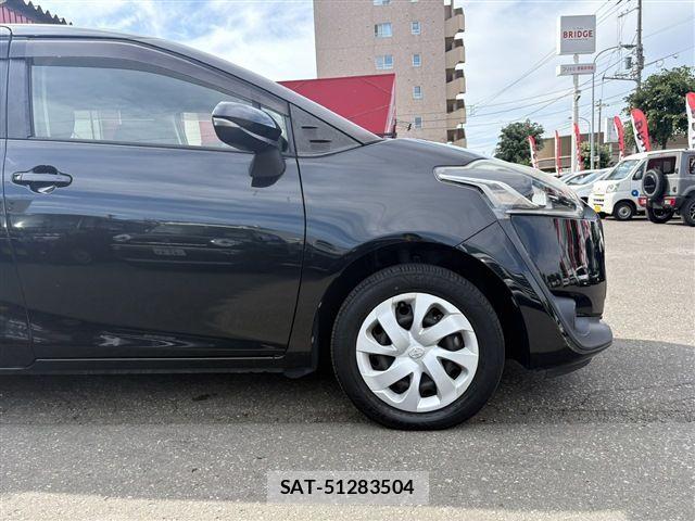 Toyota SIENTA 2017-01 8102345-10