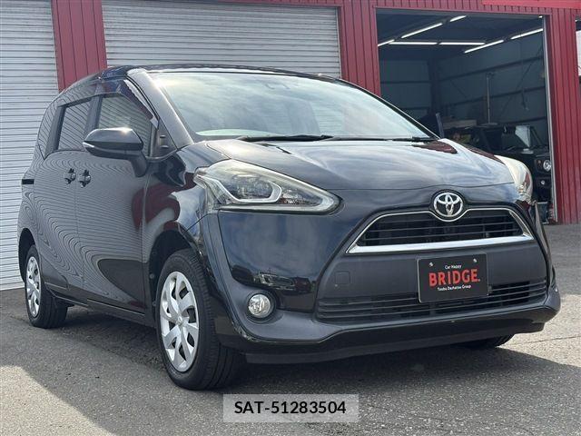 Toyota SIENTA 2017-01 8102345-11