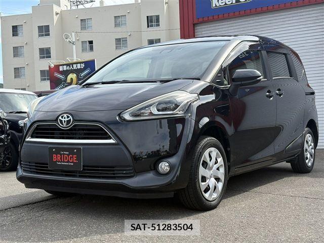 Toyota SIENTA 2017-01 8102345-1
