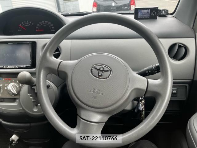 Toyota SIENTA 2009-07 8102347-22