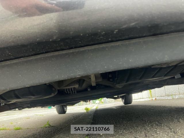 Toyota SIENTA 2009-07 8102347-8
