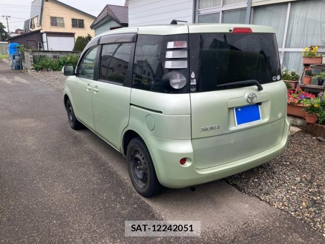 Toyota SIENTA 2007-07 8102346-6