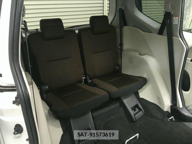 Toyota SIENTA 2021-06 8210732-18