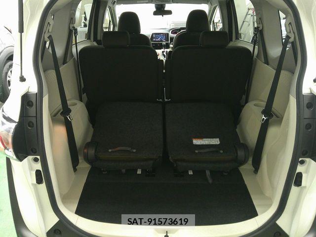 Toyota SIENTA 2021-06 8210732-25