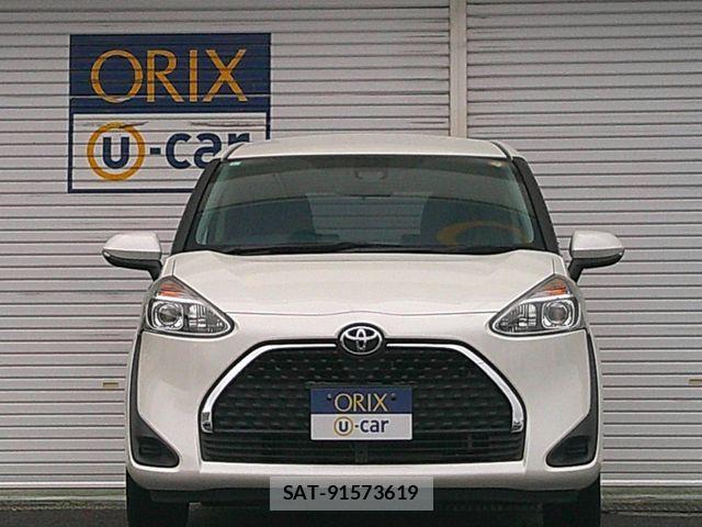 Toyota SIENTA 2021-06 8210732-26