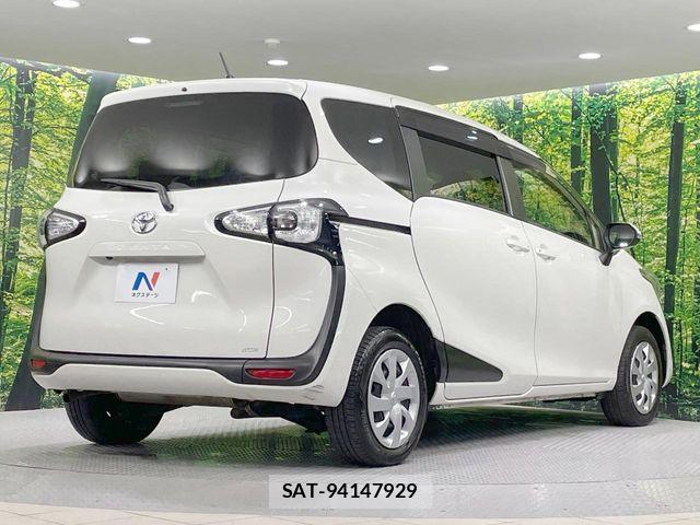 Toyota SIENTA 2017-06 8317726-18