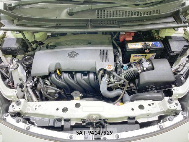 Toyota SIENTA 2017-06 8317726-19