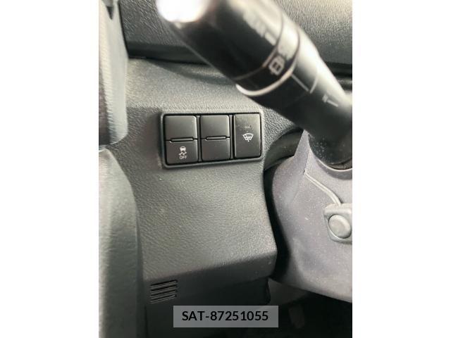 Toyota SIENTA 2021-04 8338258-17