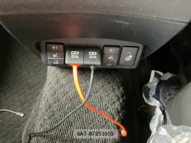 Toyota SIENTA 2021-04 8338258-21