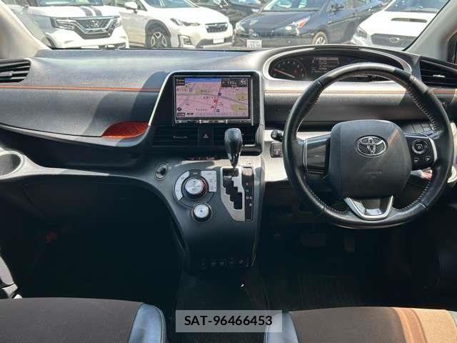 Toyota SIENTA 2019-07 8338260-11