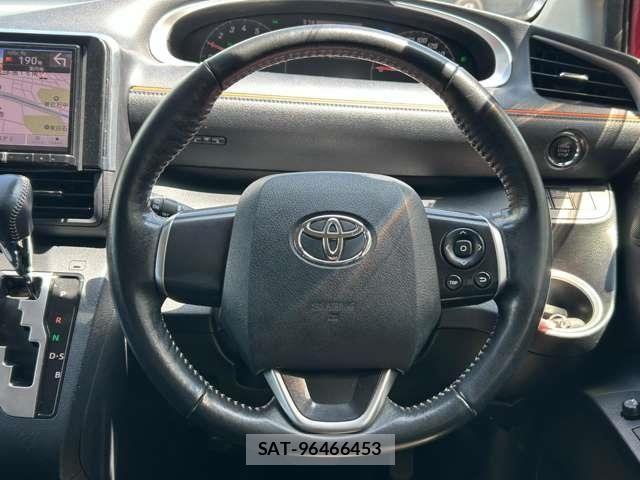 Toyota SIENTA 2019-07 8338260-12