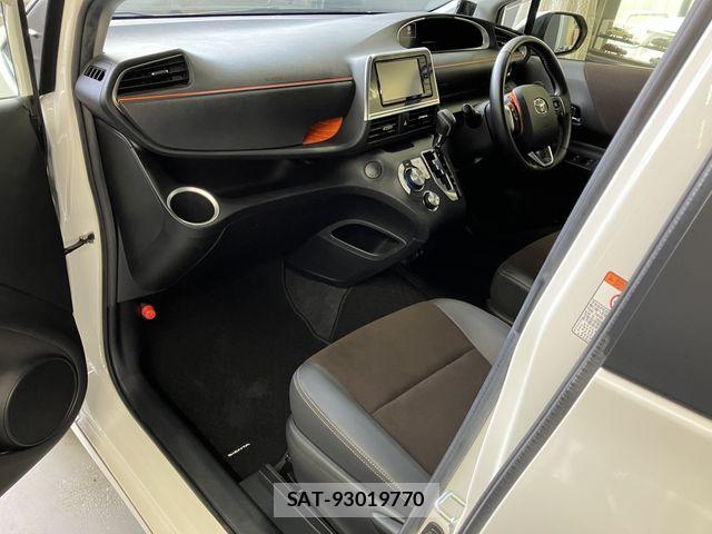 Toyota SIENTA 2019-09 8369481-9