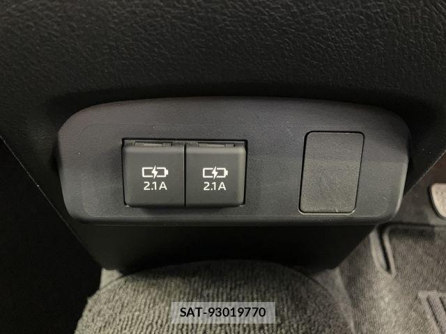 Toyota SIENTA 2019-09 8369481-22