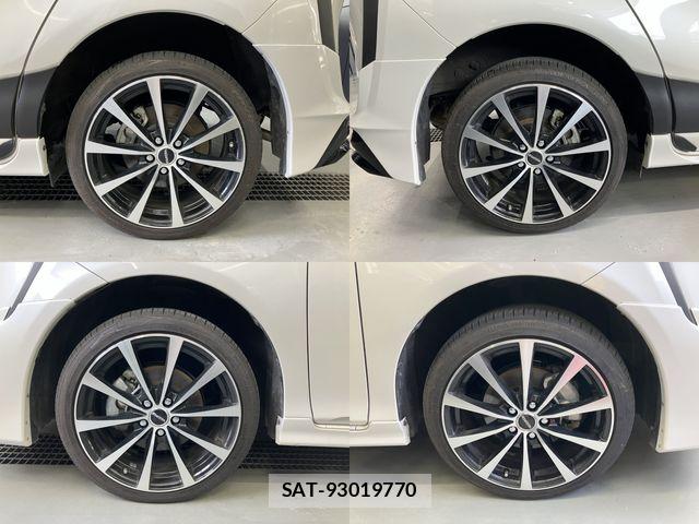Toyota SIENTA 2019-09 8369481-28