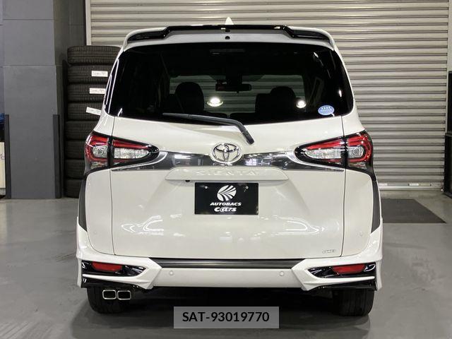 Toyota SIENTA 2019-09 8369481-3