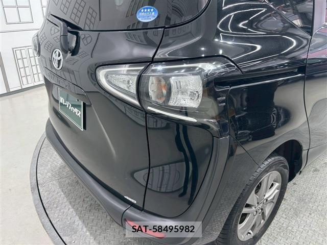 Toyota SIENTA 2018-10 8369479-12