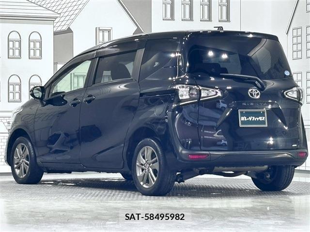 Toyota SIENTA 2018-10 8369479-4