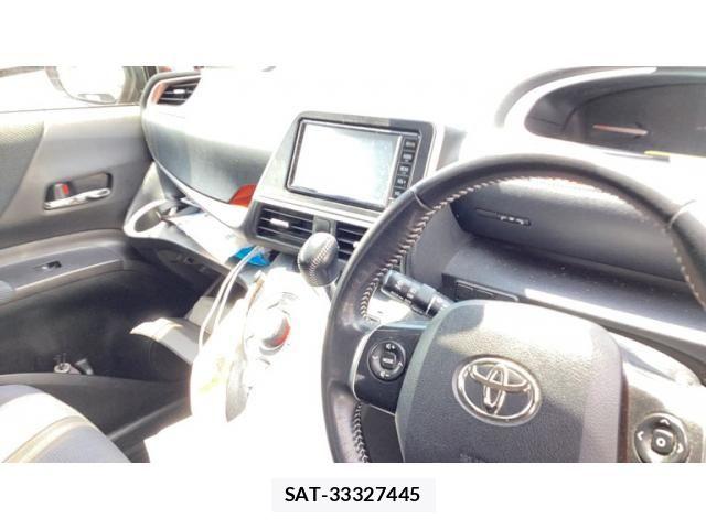 Toyota SIENTA 2017-11 8369478-14