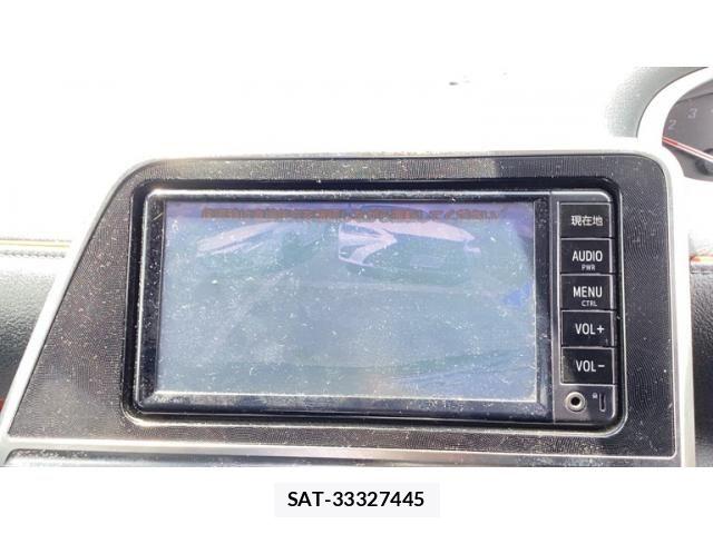 Toyota SIENTA 2017-11 8369478-17