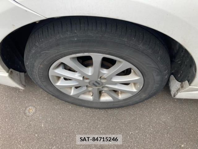 Toyota SIENTA 2005-05 8372304-13