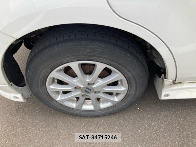 Toyota SIENTA 2005-05 8372304-15