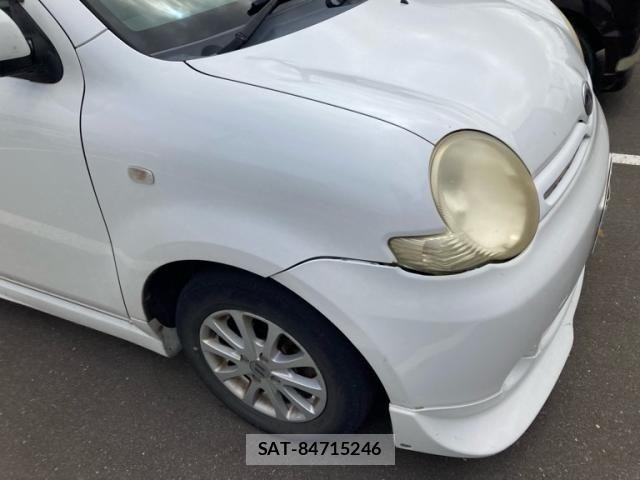 Toyota SIENTA 2005-05 8372304-1