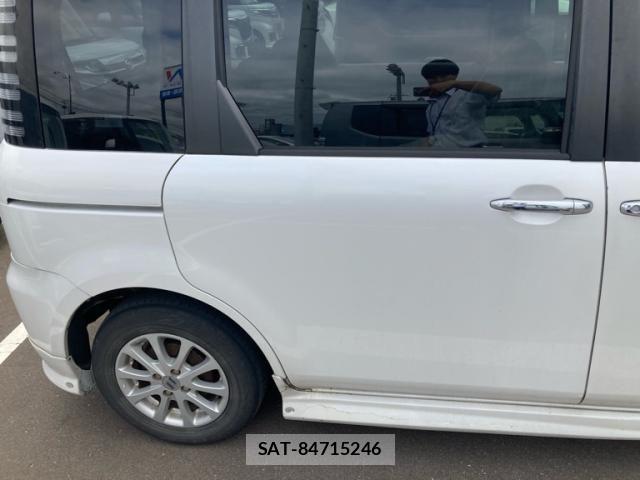 Toyota SIENTA 2005-05 8372304-3