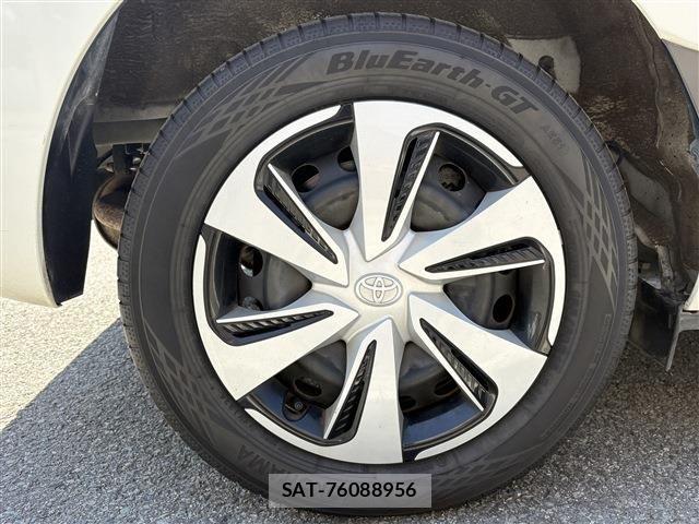 Toyota SIENTA 2019-09 8527876-9