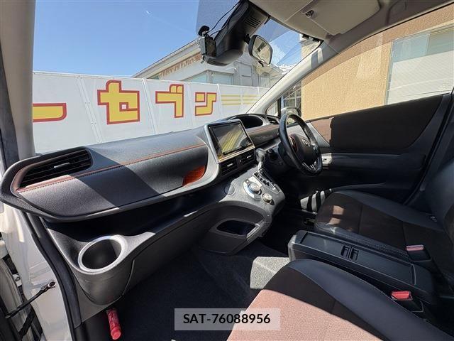 Toyota SIENTA 2019-09 8527876-16