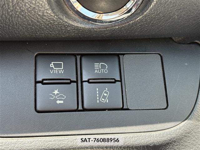 Toyota SIENTA 2019-09 8527876-27