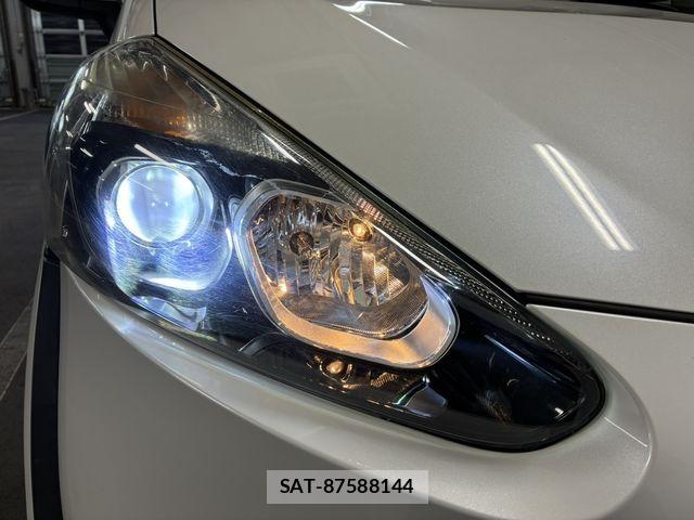 Toyota SIENTA 2015-12 8563867-10