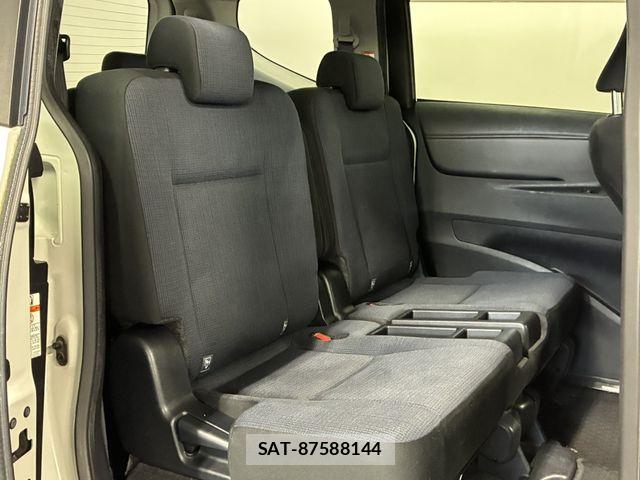 Toyota SIENTA 2015-12 8563867-14