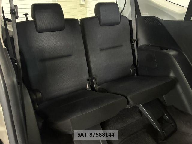 Toyota SIENTA 2015-12 8563867-15