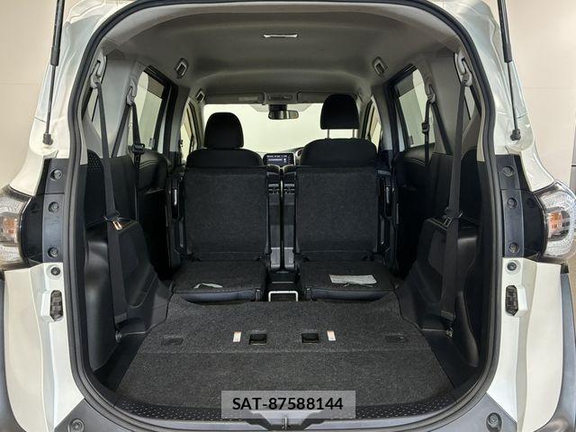Toyota SIENTA 2015-12 8563867-18