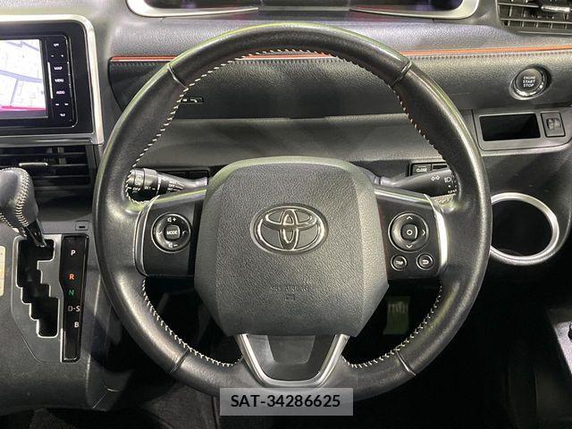 Toyota SIENTA 2015-08 8629432-12