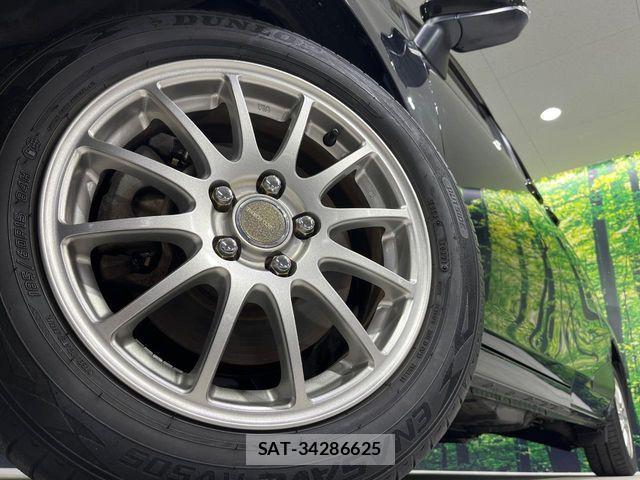 Toyota SIENTA 2015-08 8629432-14
