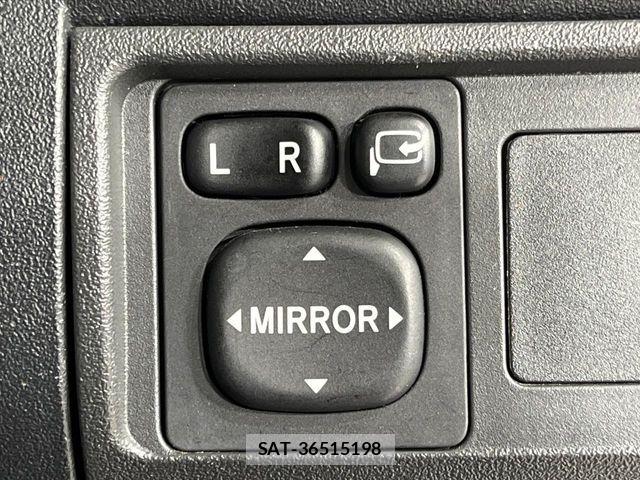 Toyota SIENTA 2014-01 8629431-5