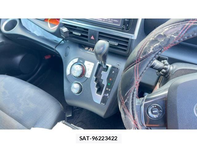Toyota SIENTA 2016-03 8662070-9