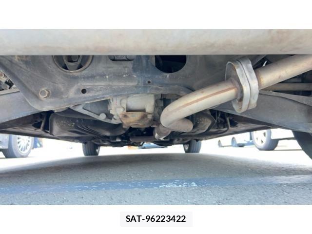 Toyota SIENTA 2016-03 8662070-21