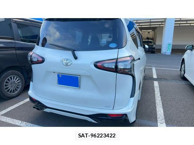 Toyota SIENTA 2016-03 8662070-2
