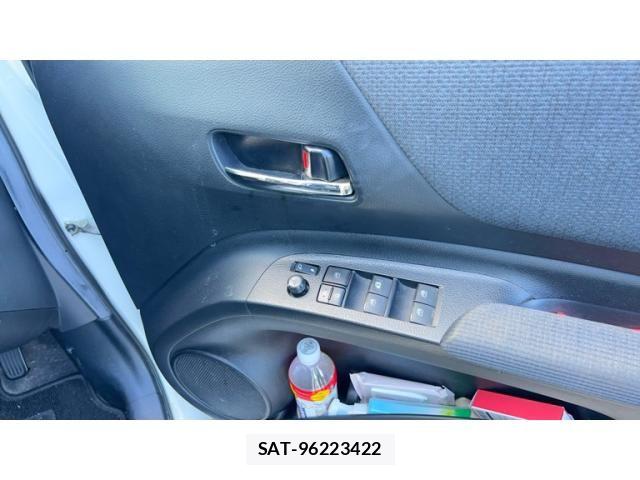 Toyota SIENTA 2016-03 8662070-4