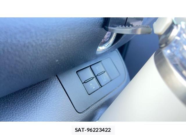 Toyota SIENTA 2016-03 8662070-6